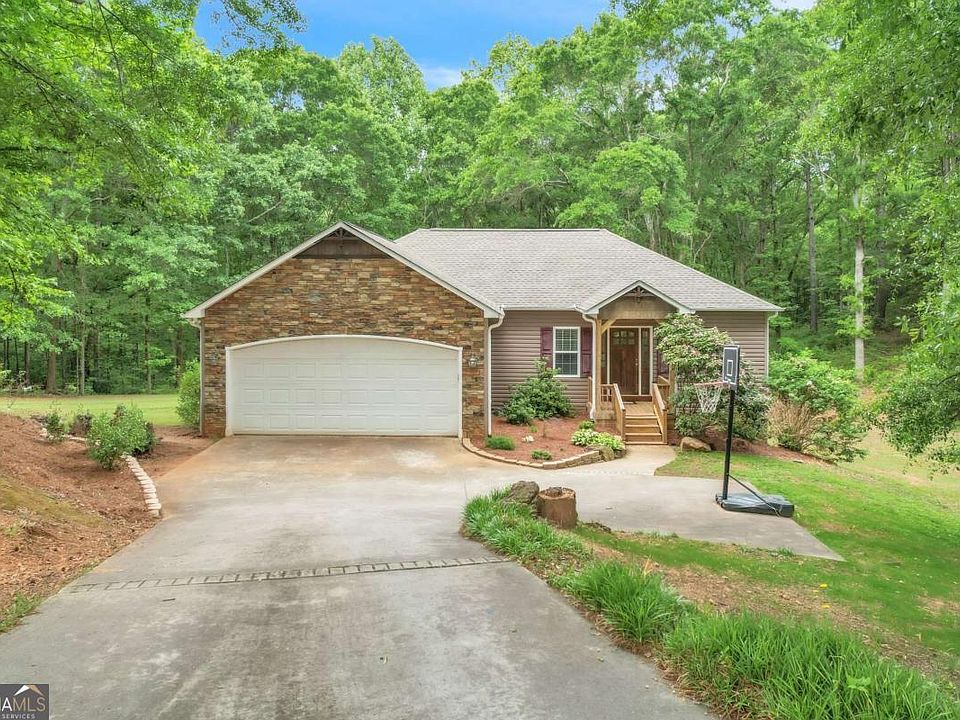 1st image of 378 Harper Ln