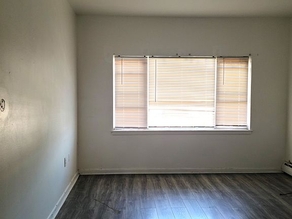 5th image of 312 Franklin Ave APT 5