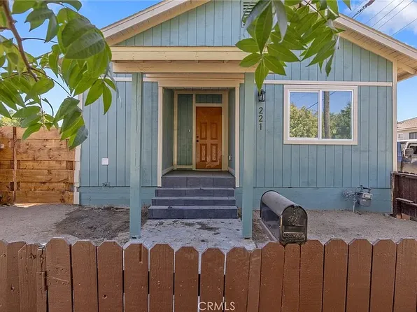 221 N Orchard St, Fresno, CA 93701