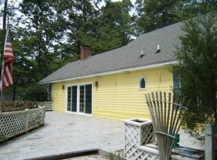 100 Dutch Point Rd, Chapin, SC 29036