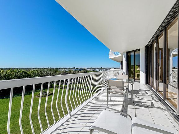 3rd image of 2100 S Ocean Blvd APT 306