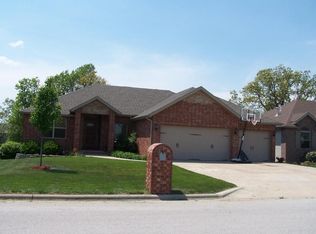 5253 S Carson St, Battlefield, MO 65619