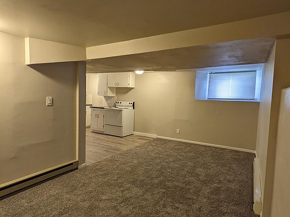 4th image of 2933 E Everett Ave #3