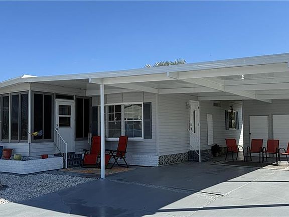 3rd image of 132 Nicklaus BLVD