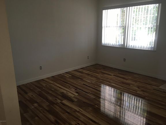 4th image of 681 Atlantic Dr