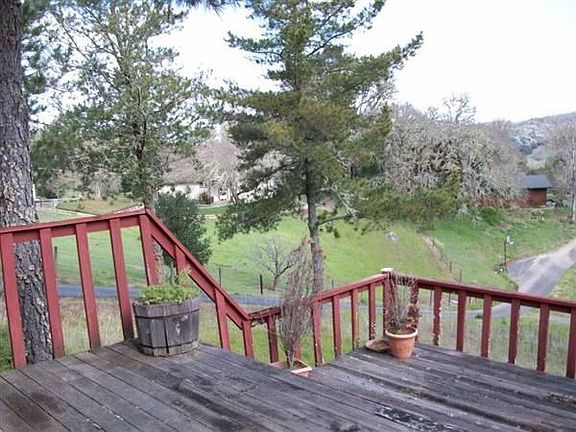 3rd image of 761 Sanel Dr
