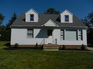 5040 S Barton Rd, Lyndhurst, OH 44124