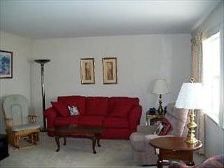 2nd image of 509 Oak St