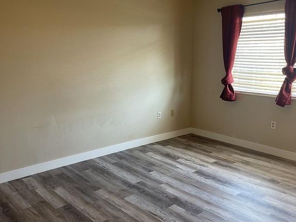 3rd image of 28191 Winged Foot Dr