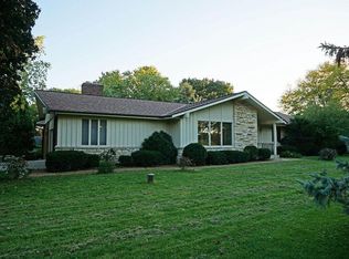 17125 Golf Pkwy, Brookfield, WI 53005