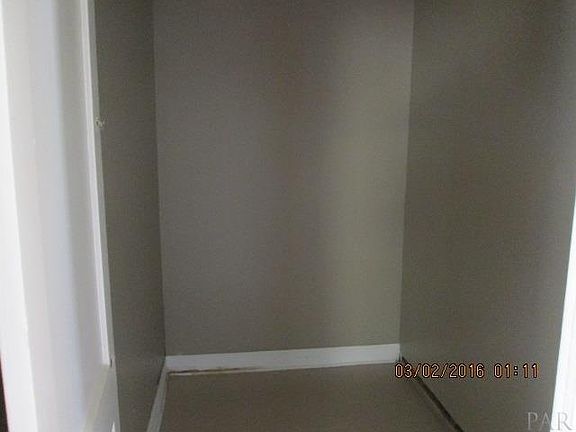 5th image of 527 N 48th Ave