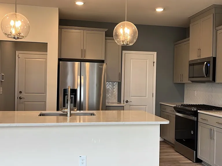 324 Glen Clova Dr — Photo 24