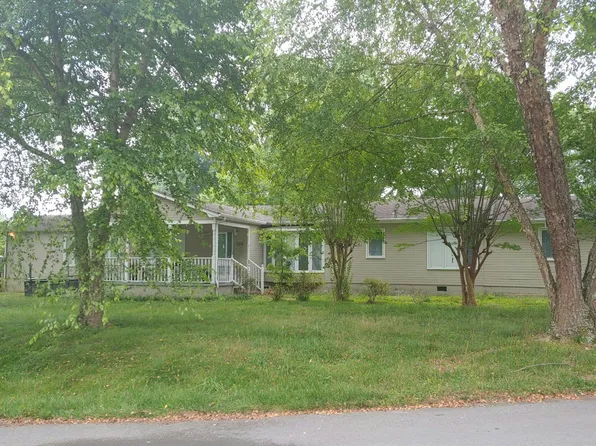 203 Ruby St, Bridgeport, AL 35740
