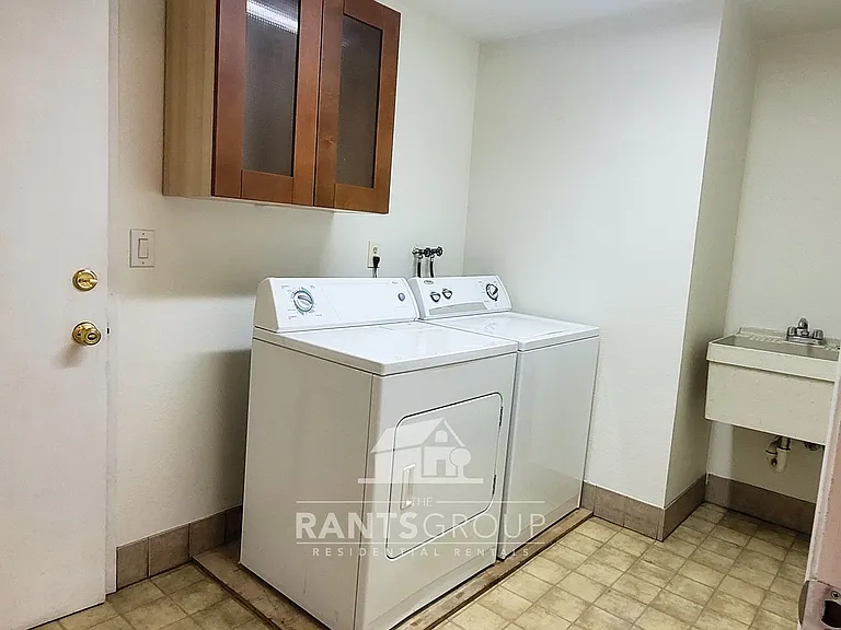 4910 Sheridan Dr SE — Photo 14