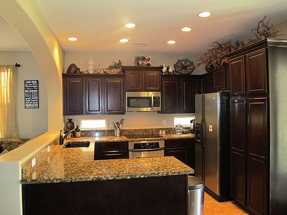 5th image of 1060 W Dawn Dr