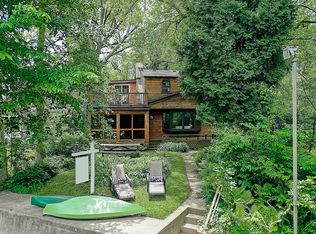 6521 N Sunny Point Rd #6521A, Milwaukee, WI 53217