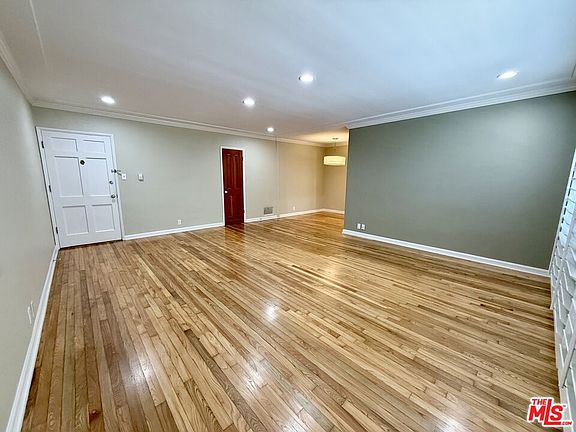 4th image of 9667 W Olympic Blvd
