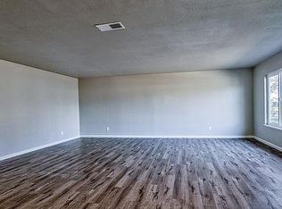 23233 Carter Way, Hanford, CA 93230