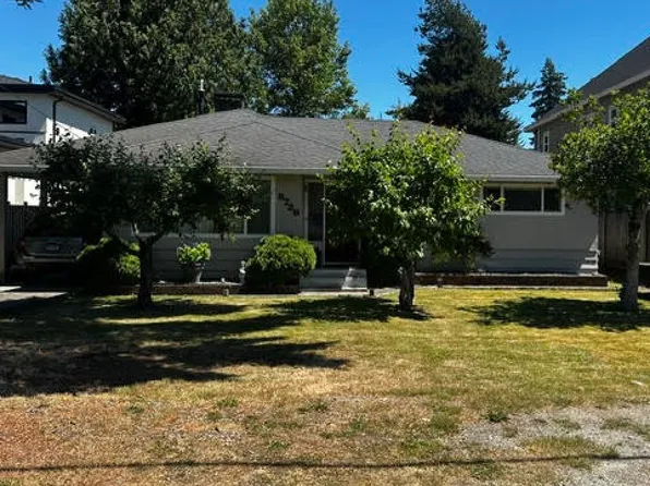 8726 154b St, Surrey, BC V3S 3P1