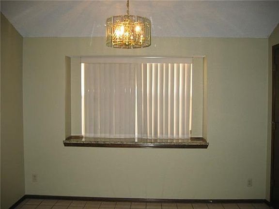 5th image of 11865 Clara Barton Dr