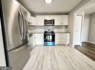 203 Yoakum Pkwy APT 1002, Alexandria, VA
