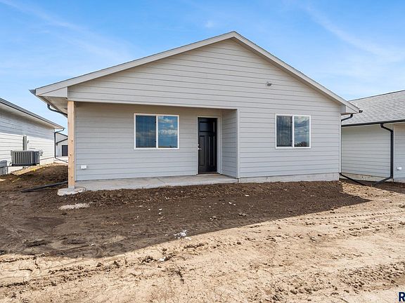 5th image of 1608 N Tina Dr