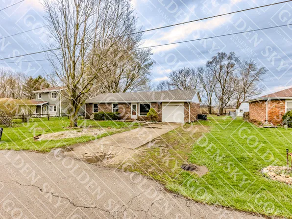 110 E Babb Rd, Eaton, IN 47338