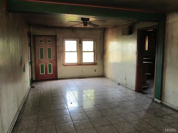 4th image of 7603 Clevedon St