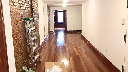 Rented by MOTION New York