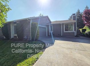 1753 Northstar Dr, Petaluma, CA 94954