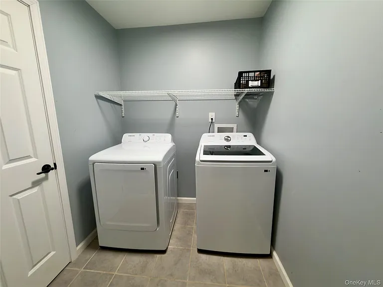4 Dodd Ln — Photo 7