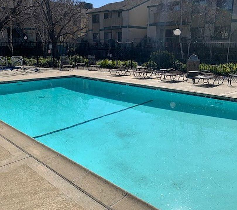 1st image of 845 Woodside Way APT 108