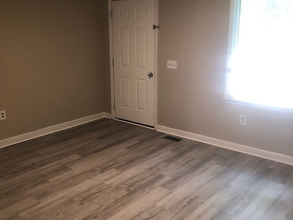 5th image of 129 Cypress Dr