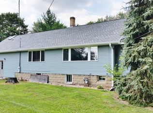 37790 N Nippersink Pl, Spring Grove, IL 60081
