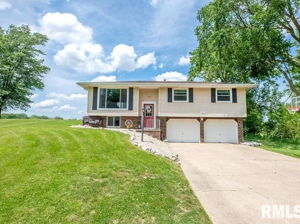 10113 W Lake Camelot Dr, Mapleton, IL 61547