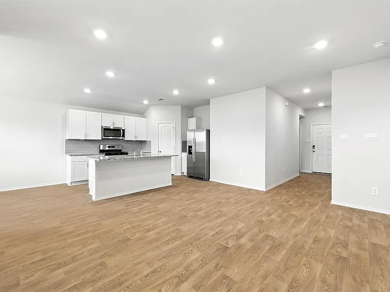 106 N Richland Dr — Photo 5