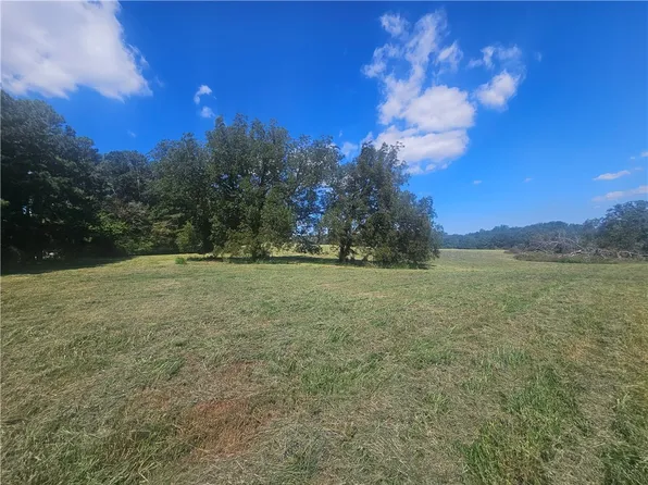 150 Westoak Highway Way #24, Seneca, SC 29678