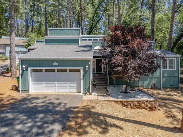 10635 Alta Sierra Dr, Grass Valley, CA 95949