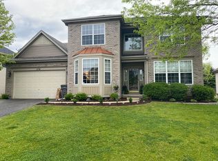 276 Hampton Rd, Sugar Grove, IL 60554