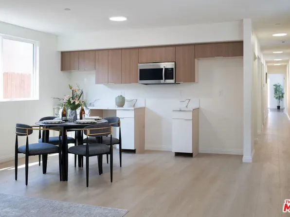 1673 E 111th St, Los Angeles, CA 90059