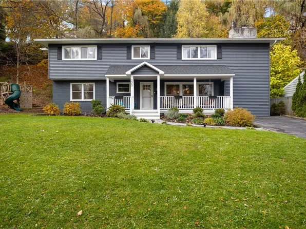 220 Locksley Rd, Syracuse, NY 13224