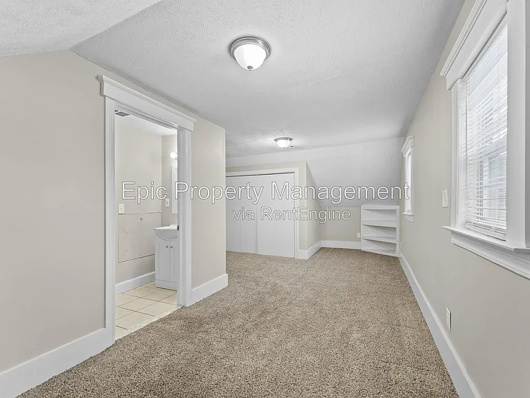 2508 W Jefferson Ave — Photo 11