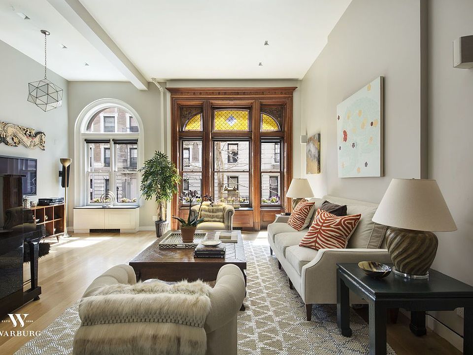 1st image of 333 W 85th St