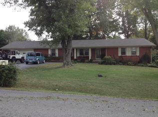 415 Woods Dr, Columbia, TN 38401
