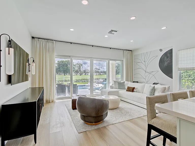 605 Masters Way — Photo 17