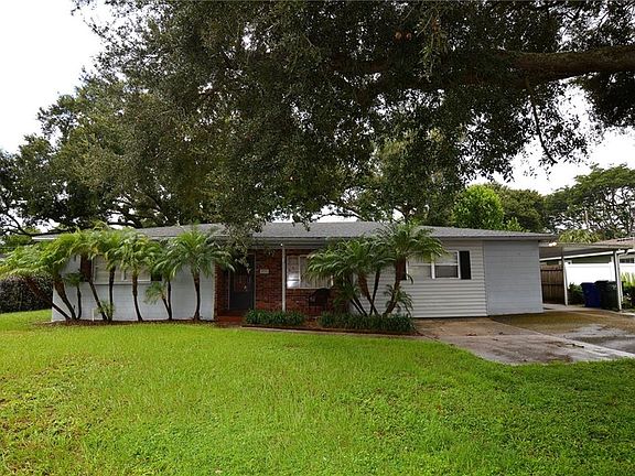 2nd image of 2933 Redwood Ave
