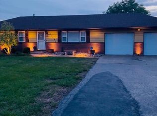 15687 150th St, Bonner Springs, KS 66012
