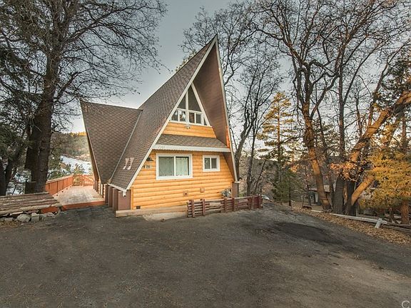 2nd image of 1201 Siskiyou Lane Dr