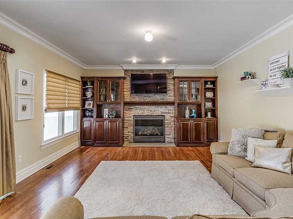 5th image of 41 Cannon Ct