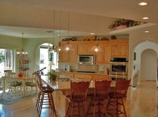 1925 NW Sunview Pl, Grants Pass, OR 97526